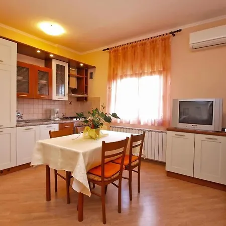 Charming In Appartement Rovinj