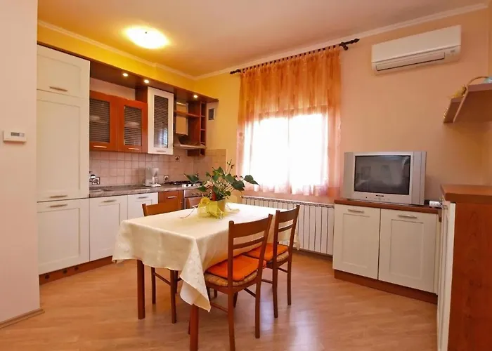 Charming In Apartmán Rovinj